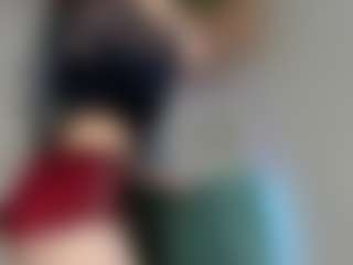 Live cam show with LilianKroft - Moaning on CamwithHer