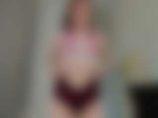 Live cam show with LilianKroft - Body Massage on Hubzter Live