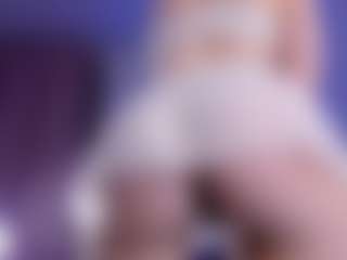 Live cam show with LilianKroft - Body Massage on Cam Slut