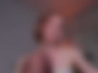 Live cam show with LilianKroft - Green Eyes on livesuperchat.net