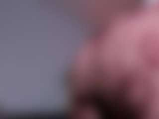 Live cam show with LilianKroft - Moaning on Uber Horny