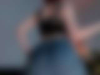 Live cam show with LilianKroft - Moaning on Camsoda
