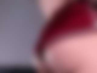Live cam show with LilianKroft - Moaning on Camiplay Live