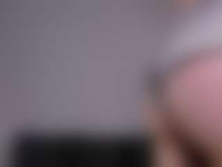 Live cam show with LilianKroft - Athletic Small Tits on Streamer API