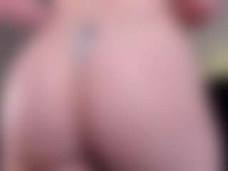 Live cam show with LilianKroft - Red Hair Cum on livesexfox.com