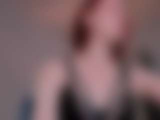 Live cam show with LilianKroft - Red Hair on madthumbs