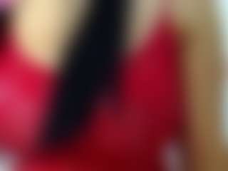 KellyJoness MILF webcam performer live streaming