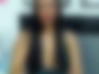 KellyJoness MILF webcam performer live streaming