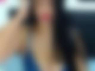 Live cam show with KellyJoness - Striptease on Dolls Live