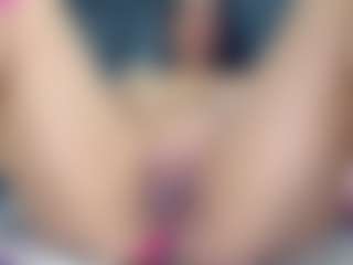 Live cam show with KellyJoness - Argentinian on CamwithHer | colombia