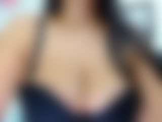 Live cam show with KellyJoness - Spank on fapnchat