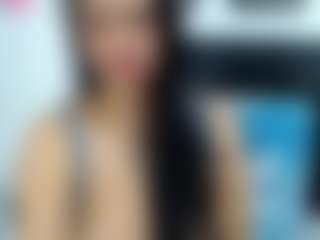 Live cam show with KellyJoness - Facial on Big Tits