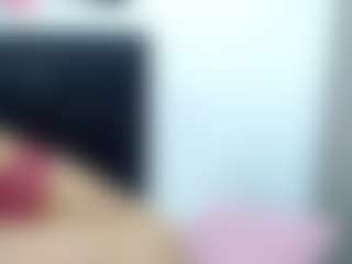 Live cam show with KellyJoness - Cowgirl on Camsoda