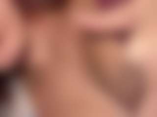 Live cam show with Hilary Tyler - Latina Teen (18+) on Camsoda | colombia