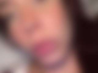 Hilary Tyler's Live Sex Cam Show