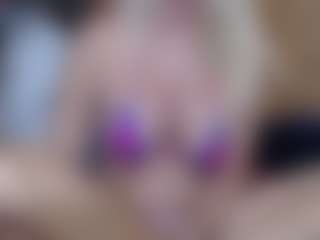 Live cam show with Monica Leigh - Smooth on fapnchat