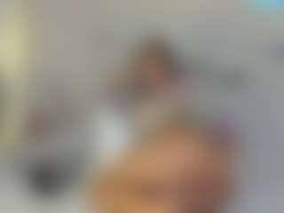 Live cam show with Angellysugar - BBW on Mixed Magazine Live