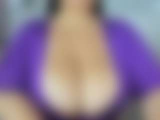 Lia saenz's Live Sex Cam Show