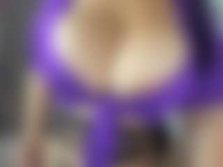 Lia saenz's Live Sex Cam Show