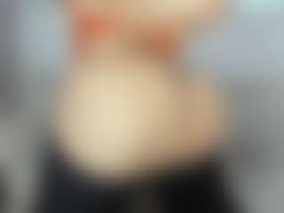 Lia saenz's Live Sex Cam Show