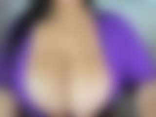 Lia saenz's Live Sex Cam Show