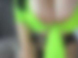 Lia saenz's Live Sex Cam Show