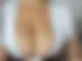 Lia saenz's Live Sex Cam Show