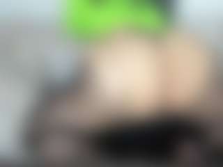 Lia saenz's Live Sex Cam Show
