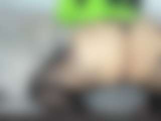 Lia saenz's Live Sex Cam Show