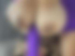 Lia saenz's Live Sex Cam Show