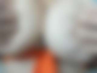 Lia saenz's Live Sex Cam Show