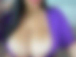 Lia saenz's Live Sex Cam Show