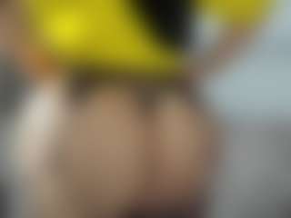 Lia saenz's Live Sex Cam Show