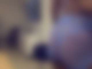 Live cam show with BUTTERSCOTCHBunni - Black on Stripli.com