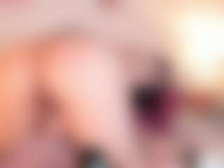 Halsey's Live Sex Cam Show