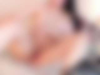 Live cam show with Halsey - Bikini on sexylive.show