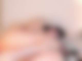 Halsey's Live Sex Cam Show