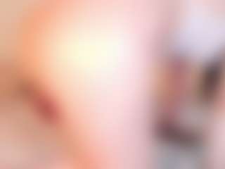 Live cam show with Halsey - India on Camsoda