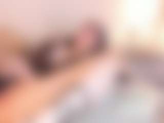 Halsey's Live Sex Cam Show