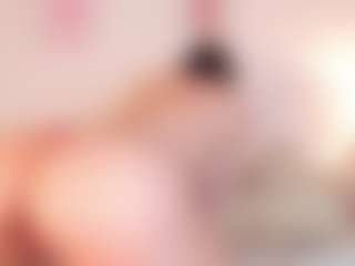 Live cam show with Halsey - Gray Eyes on Pornisteam.com