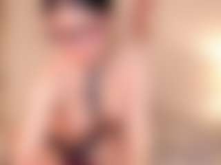 Halsey's Live Sex Cam Show