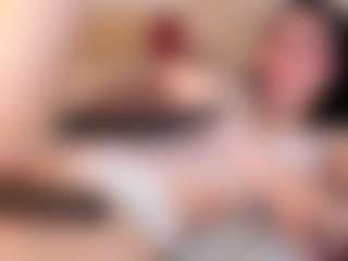 Halsey's Live Sex Cam Show