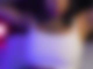 Live cam show with CATALEYA - Nipple Piercings on Pornisteam.com