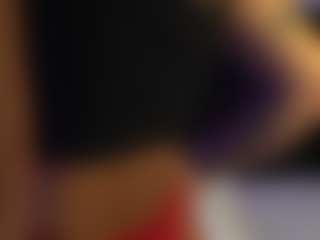 Live cam show with CATALEYA - Smoking on madthumbs