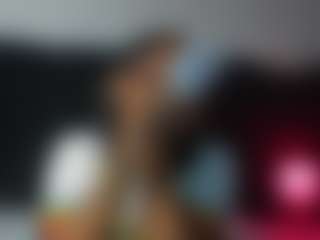 Live cam show with CATALEYA - Drinking on CamwithHer