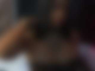Live cam show with CATALEYA - Public on StripNow