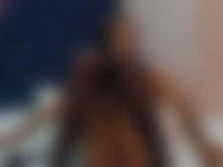 Live cam show with CATALEYA - Public Ebony on live18s.com