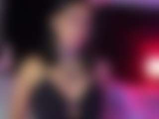 Live cam show with CATALEYA - Ebony Small Tits on livesuperchat.net