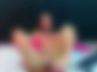 Live cam show with CATALEYA - Role Play on madthumbs