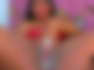 Live cam show with Valentina - Oil on CSO-WL